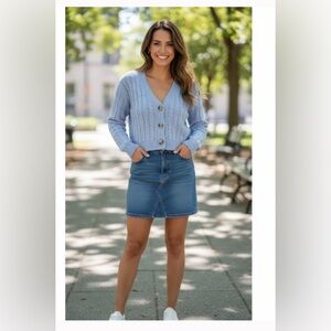 SIGNATURE 8  FIVE PIECE  lot light blue cable knit sweater 1S 2M 2L